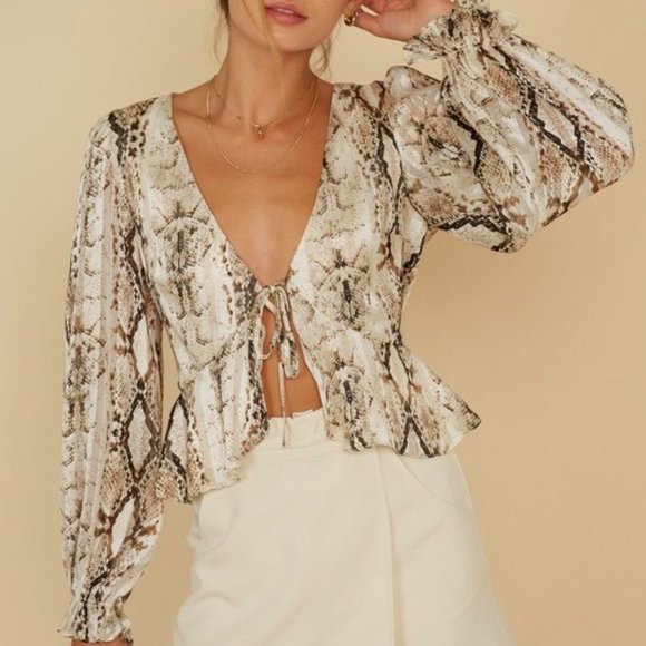 The Wild Clover Tops - ❌SOLD OUT❌ 1 LEFT!! I DON'T BITE SNAKESKIN BLOUSE